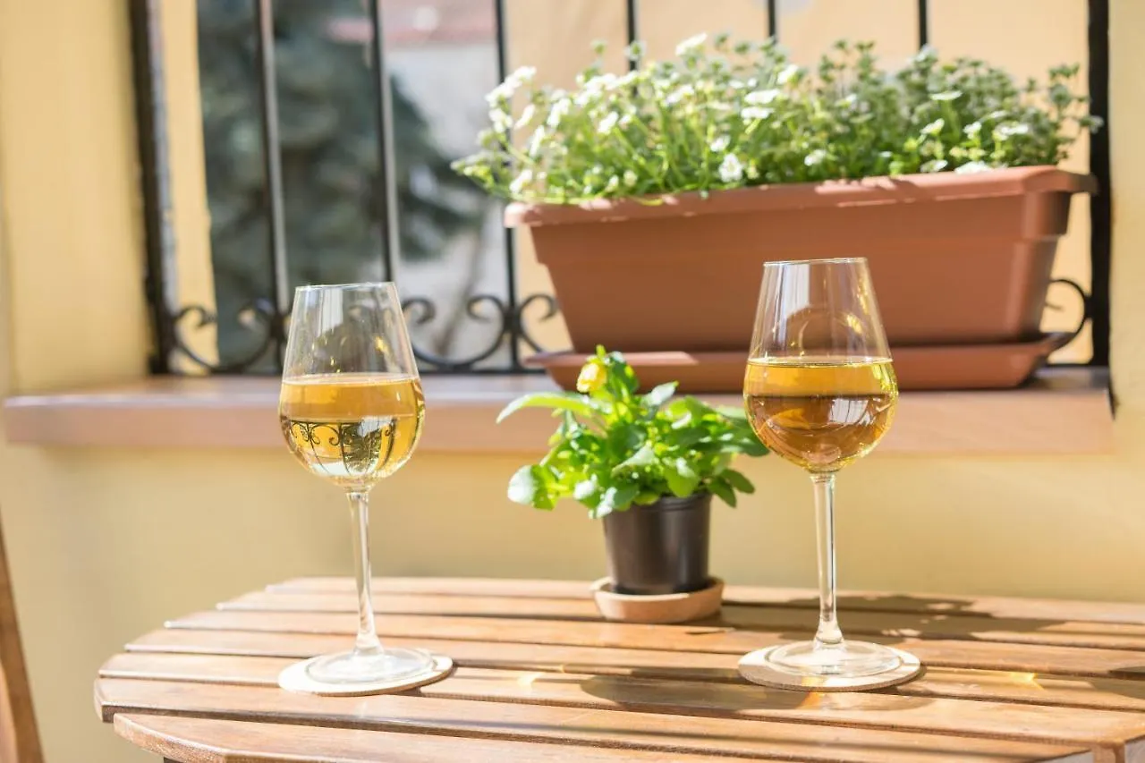 Cork Apartman Eger