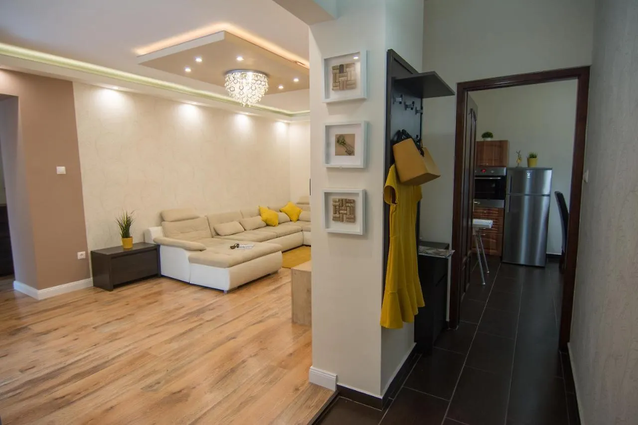 Cork Apartman Eger