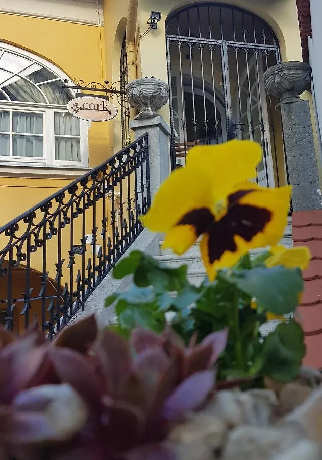 Cork Apartman 에게르 아파트